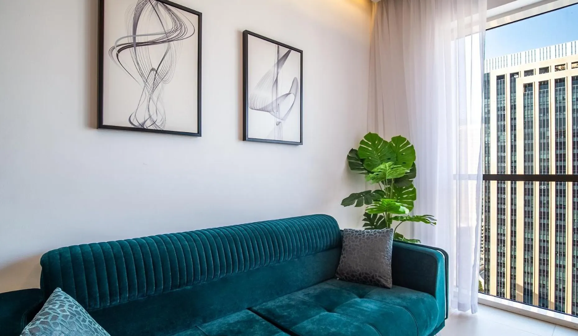 West Avenue 1Br Luxury Apartment, Dubai Marina 0*,