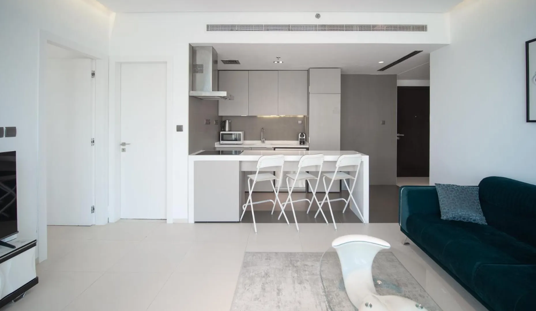 West Avenue 1Br Luxury Apartment, Dubai Marina United Arab Emirates